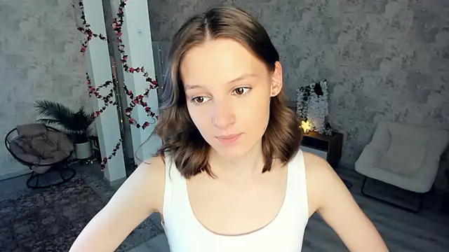 LianneBynon online show from 02.17.26