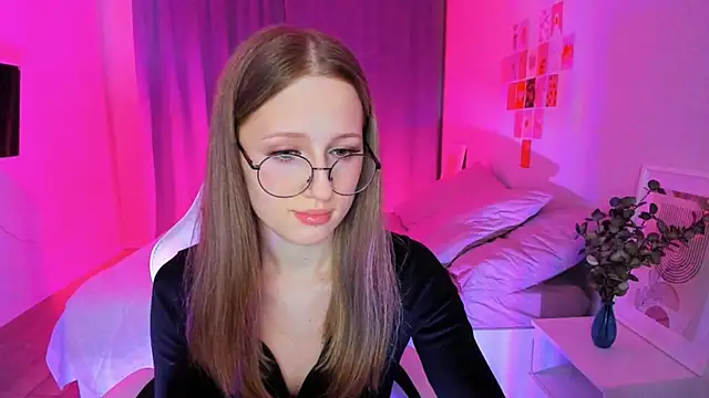 Vega Taylor online show from 03.02.26