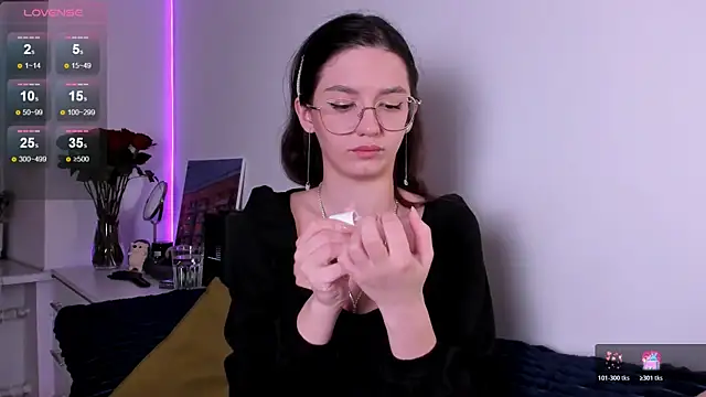 miabellee  online show from 02.16.26