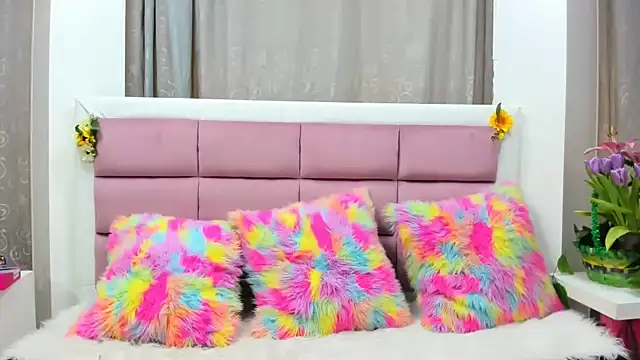 Keiry Paloma online show from 02.12.26