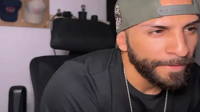 Snapshot of SamDornan51 chatting on 03.15.26 SamDornan51 online show from 03.15.26