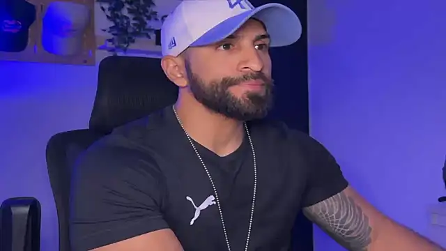 Snapshot of SamDornan51 chatting on 03.19.26 SamDornan51 online show from 03.19.26