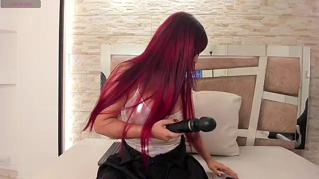 olivia kollins online show from 04.24.26
