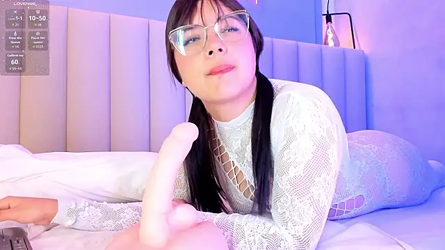 Snapshot of cherry_monroe chatting on 02.10.26 cherry monroe online show from 02.10.26