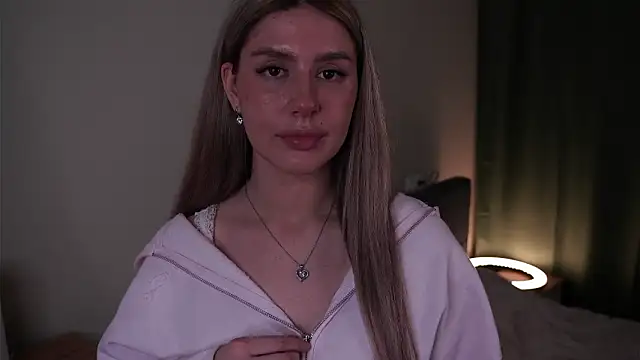 SandiCoutee online show from 02.02.26