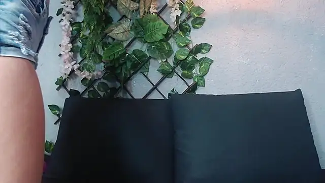 Amanda Rossi online show from 07.21.26