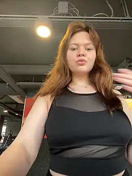 Snapshot of Lika__Sweeet chatting on 02.16.26 Lika Sweeet online show from 02.16.26