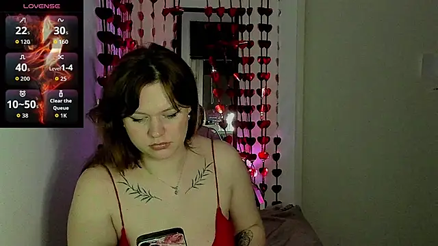 Snapshot of Lika__Sweeet chatting on 03.12.26 Lika Sweeet online show from 03.12.26