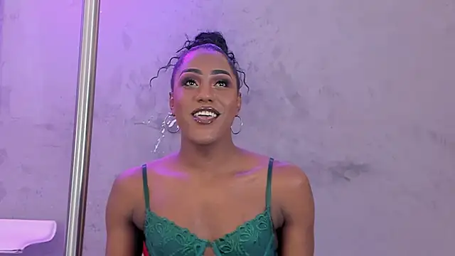 naomi  blair online show from 05.11.26