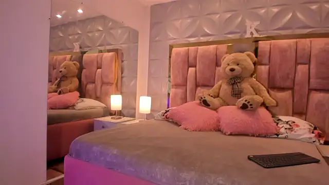 Paris Velvet online show from 02.11.26