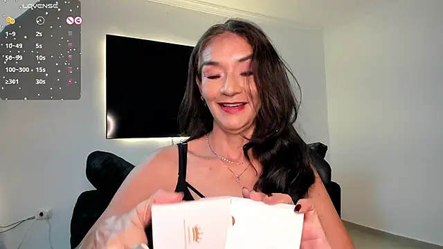 Emma Mendozaa online show from 06.27.26
