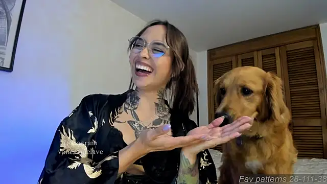 Vanessarte  online show from 05.15.26