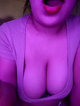 Snapshot of soylula884 chatting on 03.20.26 soylula884 online show from 03.20.26