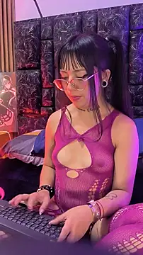 mary luckaysha  online show from 06.22.26