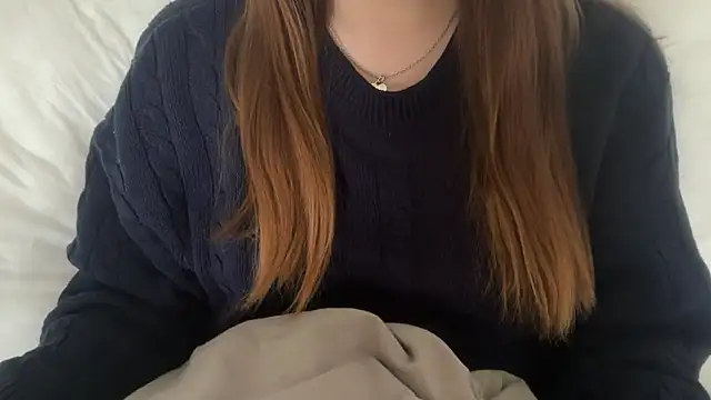 Lucyschickt online show from 05.06.26