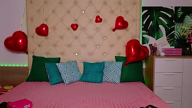 AwaMax online show from 02.19.26