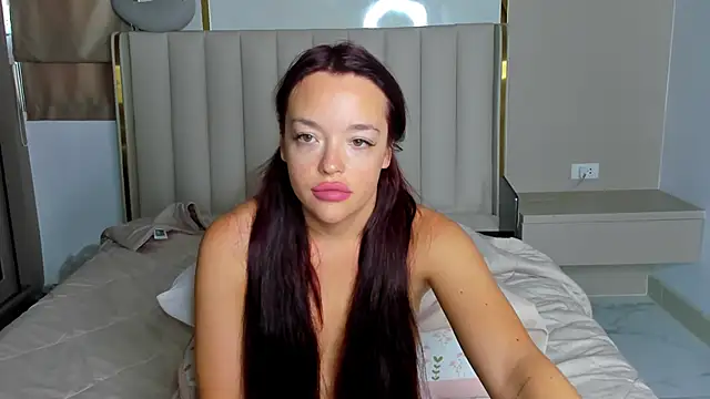stellaa quenn online show from 06.10.26