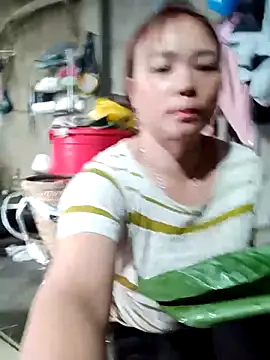 Snapshot of neyney110 chatting on 03.17.26 neyney110 online show from 03.17.26