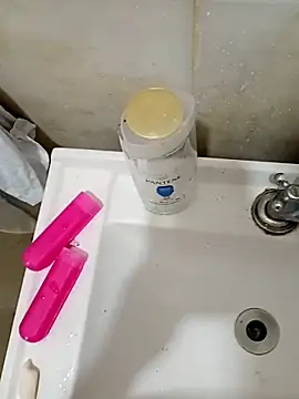 Snapshot of azazel32 chatting on 03.23.26 azazel32 online show from 03.23.26