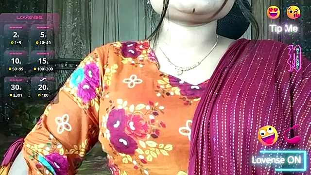 Snapshot of Nusrat_Faria chatting on 08.06.26 Nusrat Faria online show from 08.06.26