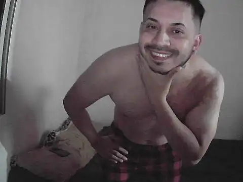 Snapshot of JonatanBail chatting on 02.03.26 JonatanBail online show from 02.03.26