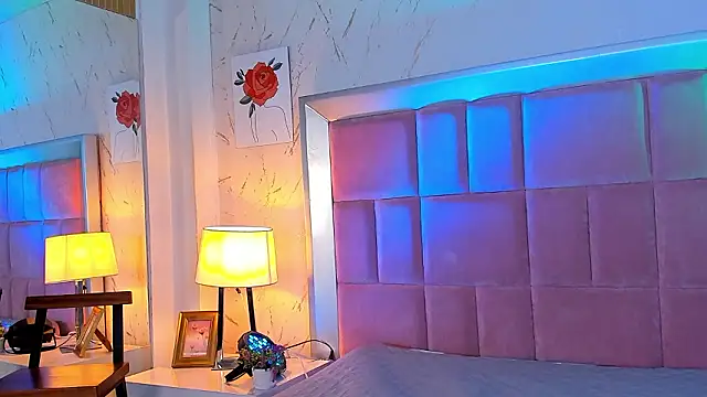 Tifanny Rossel online show from 02.02.26