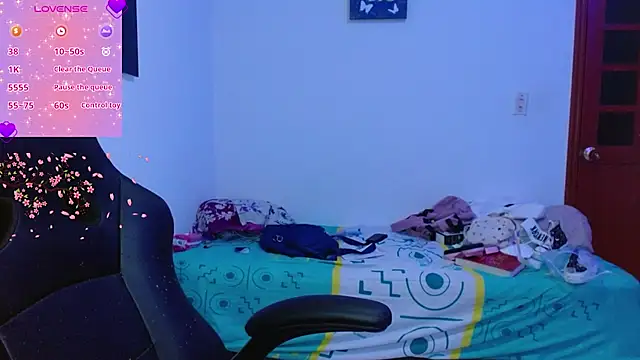 Snapshot of mirandacaradonna chatting on 02.10.26 mirandacaradonna online show from 02.10.26