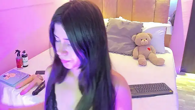 SamanthaHill  online show from 03.21.26