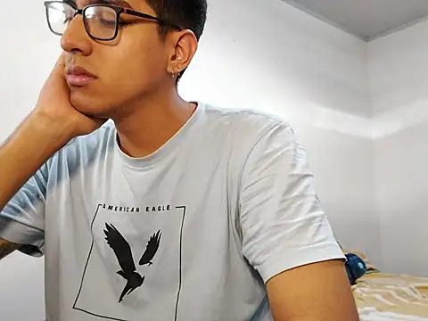 Snapshot of NickFin chatting on 03.05.26 NickFin online show from 03.05.26