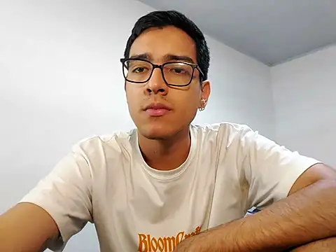 Snapshot of NickFin chatting on 03.19.26 NickFin online show from 03.19.26