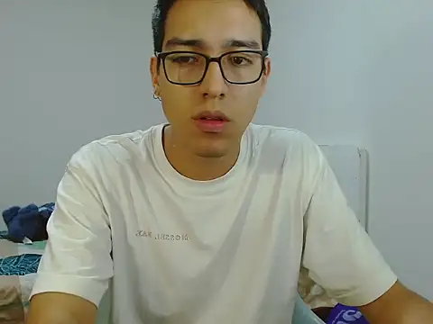 Snapshot of NickFin chatting on 03.21.26 NickFin online show from 03.21.26