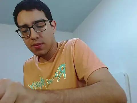 Snapshot of NickFin chatting on 03.28.26 NickFin online show from 03.28.26