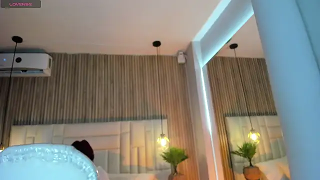 Ravenn21x online show from 03.20.26