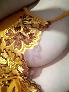 Snapshot of Hana-lovee chatting on 02.02.26 Hana-lovee online show from 02.02.26