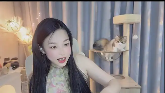 Yumi yuni online show from 04.27.26