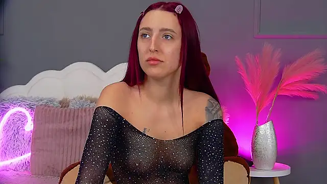 CrystalRedd online show from 04.23.26