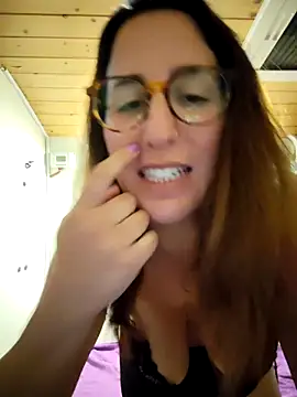 Maya Brooke online show from 04.24.26