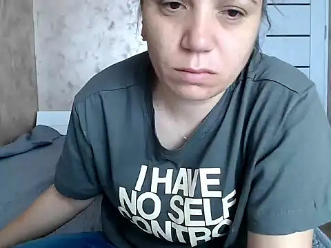 LorraGrey online show from 04.27.26