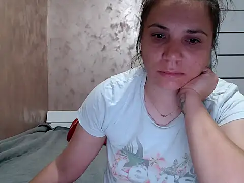 Snapshot of LorraGrey chatting on 05.31.26 LorraGrey online show from 05.31.26