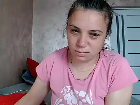Snapshot of LorraGrey chatting on 06.04.26 LorraGrey online show from 06.04.26