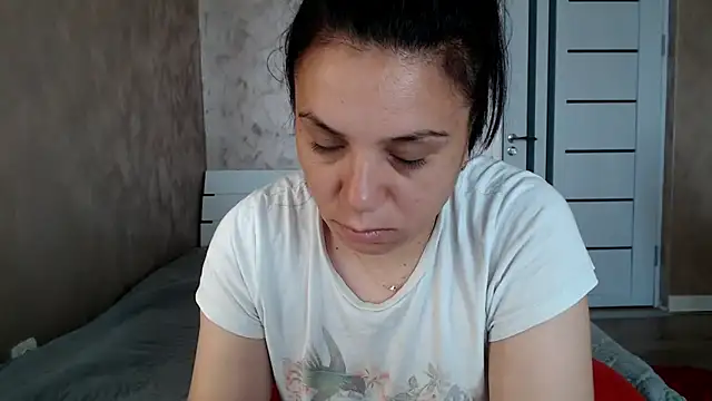 Snapshot of LorraGrey chatting on 06.09.26 LorraGrey online show from 06.09.26