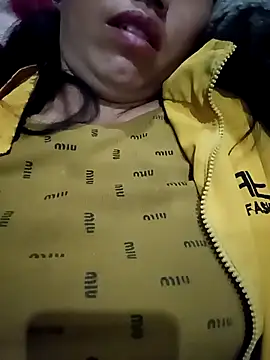 hot-luna- online show from 04.30.26