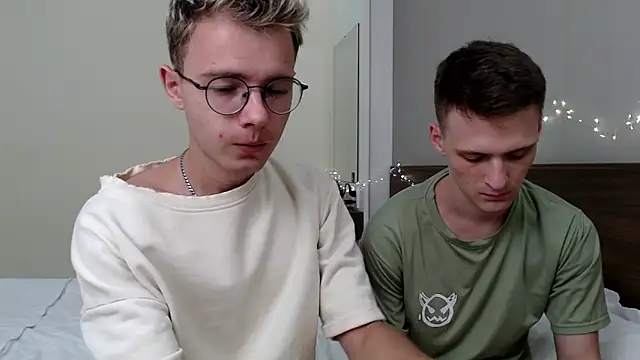 Snapshot of NikiKerryCum chatting on 03.13.26 NikiKerryCum online show from 03.13.26