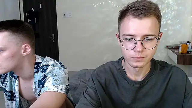 NikiKerryCum online show from 06.15.26