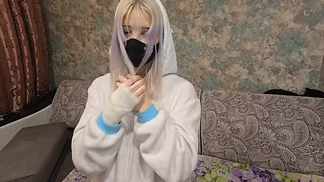 Yunakiss online show from 02.16.26