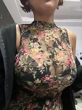 Snapshot of SANA-STRIP chatting on 02.06.26 SANA-STRIP online show from 02.06.26