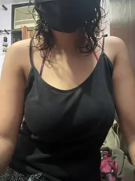 Snapshot of SANA-STRIP chatting on 02.20.26 SANA-STRIP online show from 02.20.26