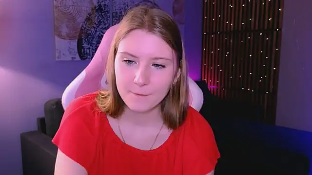 Caroline Desire  online show from 03.25.26