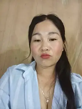 Snapshot of Dunk-namic chatting on 05.15.26 Dunk-namic online show from 05.15.26