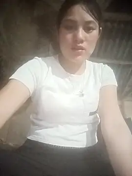 Momo-biki online show from 05.05.26